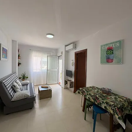 Centrico Con Terraza En